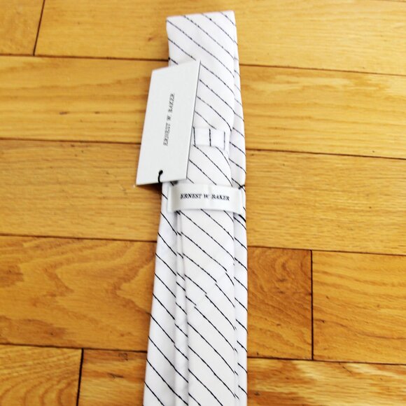 BNWT SS25 ERNEST W. BAKER CLASSIC PIN STRIPE TIE - Picture 3 of 7
